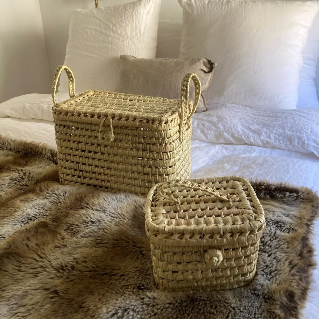 Petit vanity en feuilles de palmier naturelles