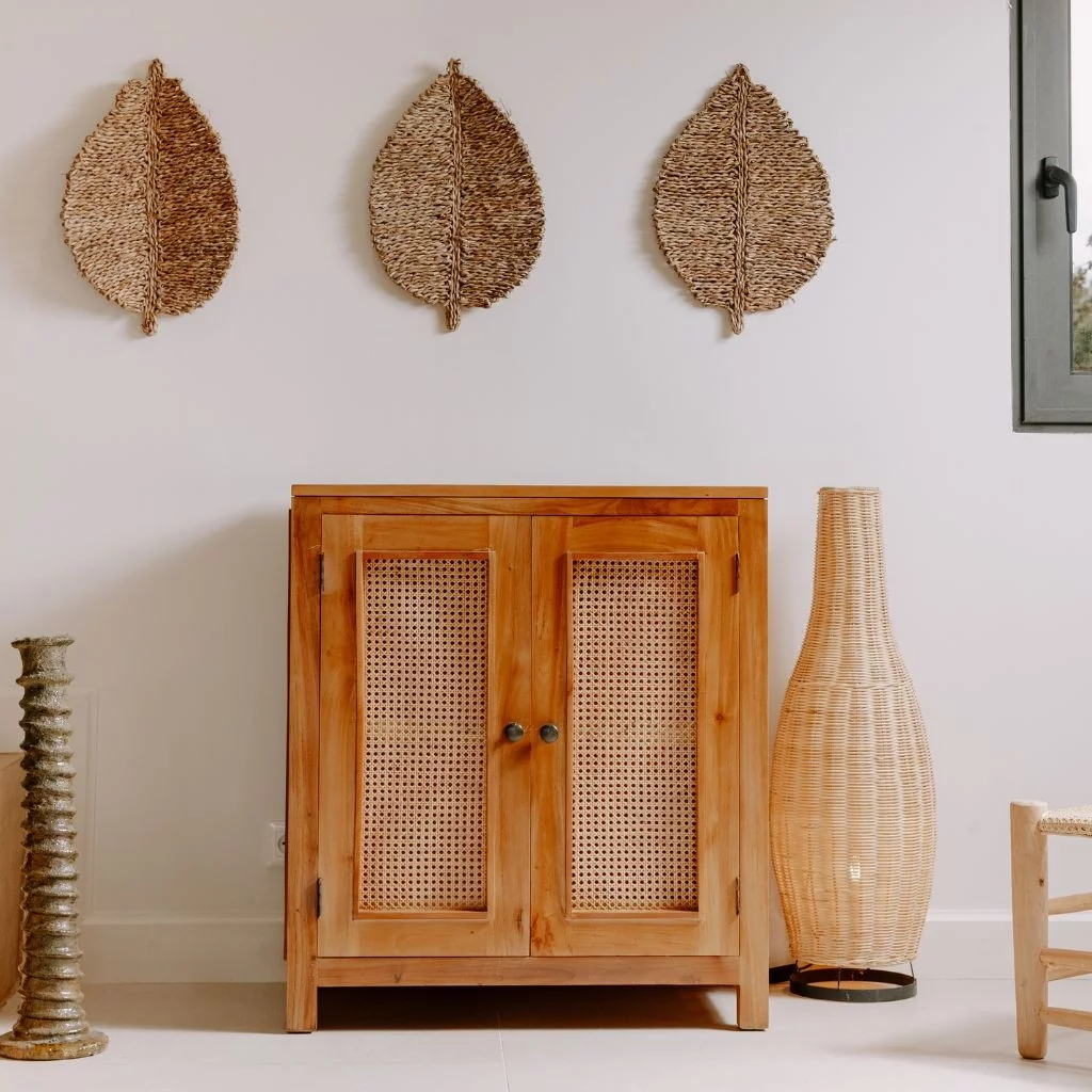 lampe à poser en rotin