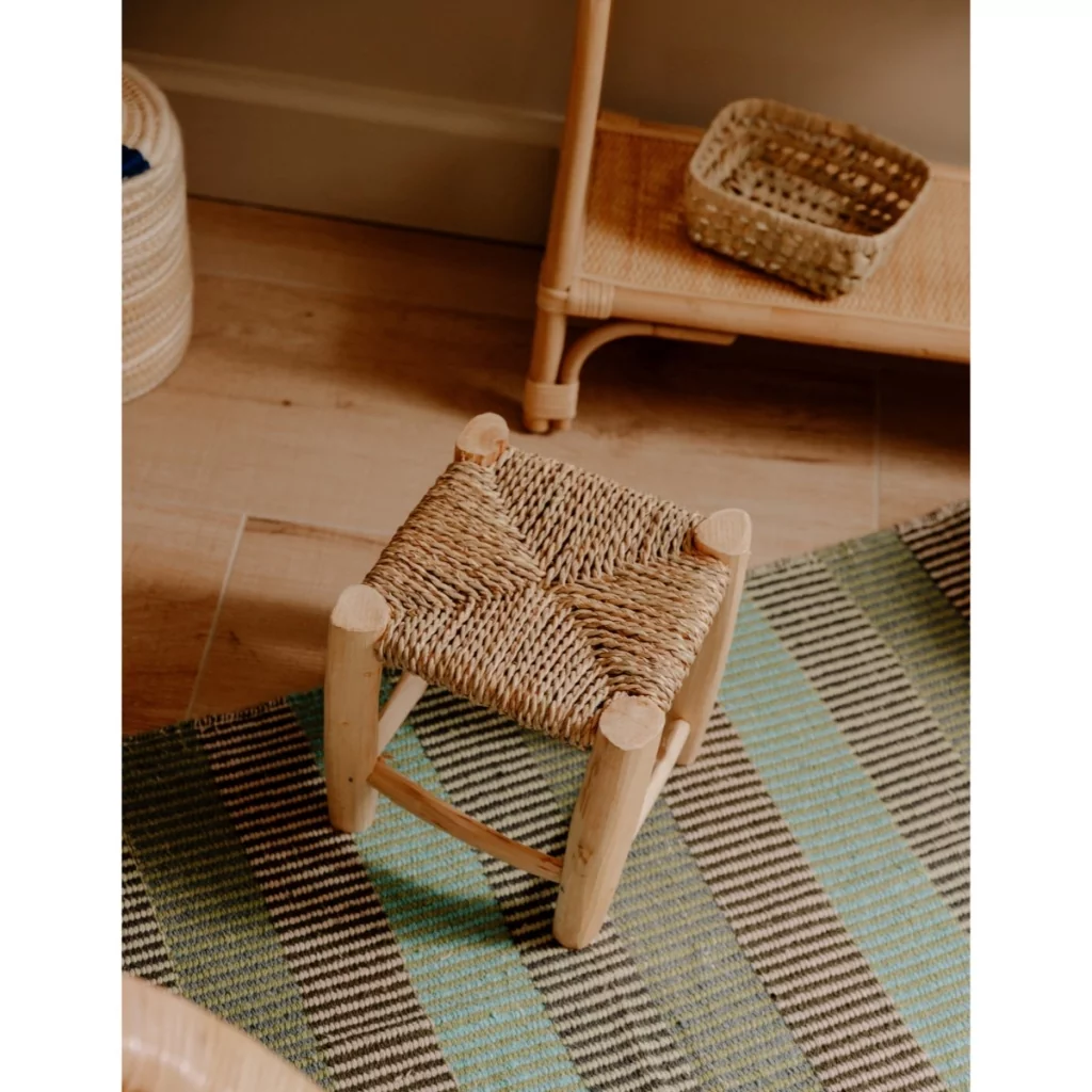 Mini tabouret enfant vintage en bois...