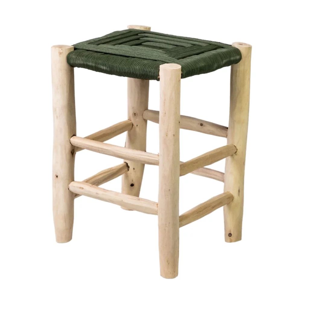 tabouret-en-bois-et-corde-verte-roucou