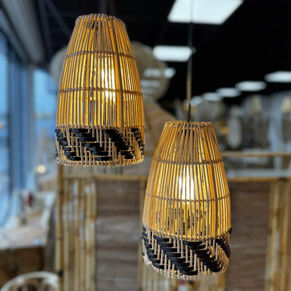 luminaire-en-rotin-naturel-et-noir-kob