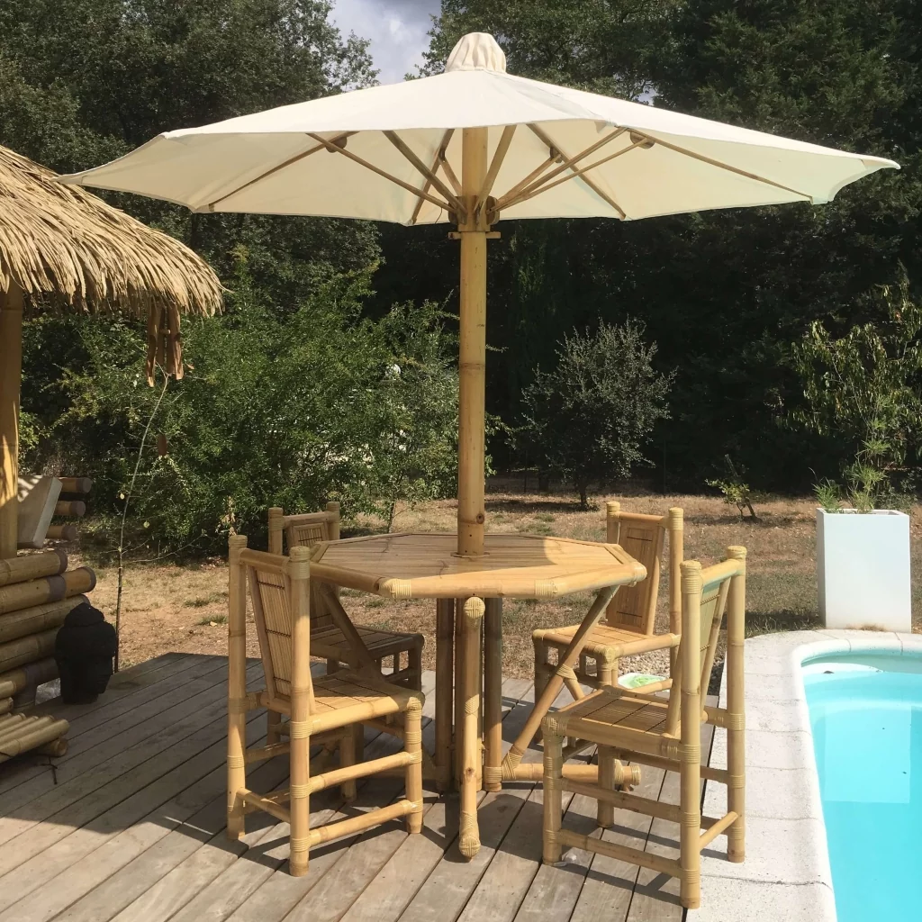 La table parasol  Gili en bambou  Table et chaise d 