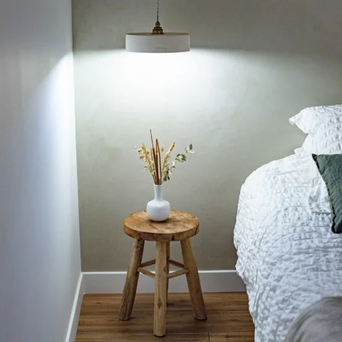 Michele S - suspension en terre cuite blanche