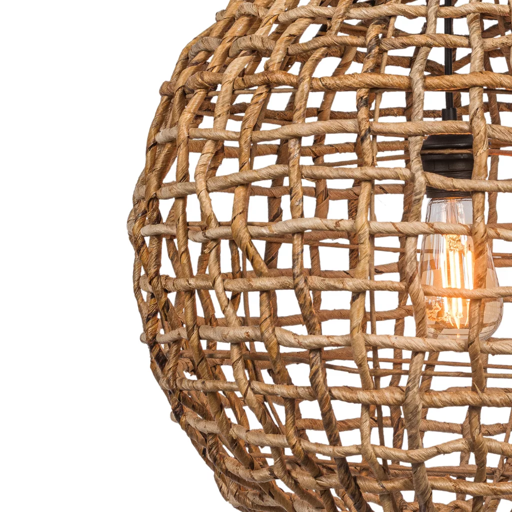 snoop - détail suspension en feuilles de palmier pour intérieur