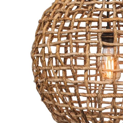 snoop - détail suspension en feuilles de palmier pour intérieur