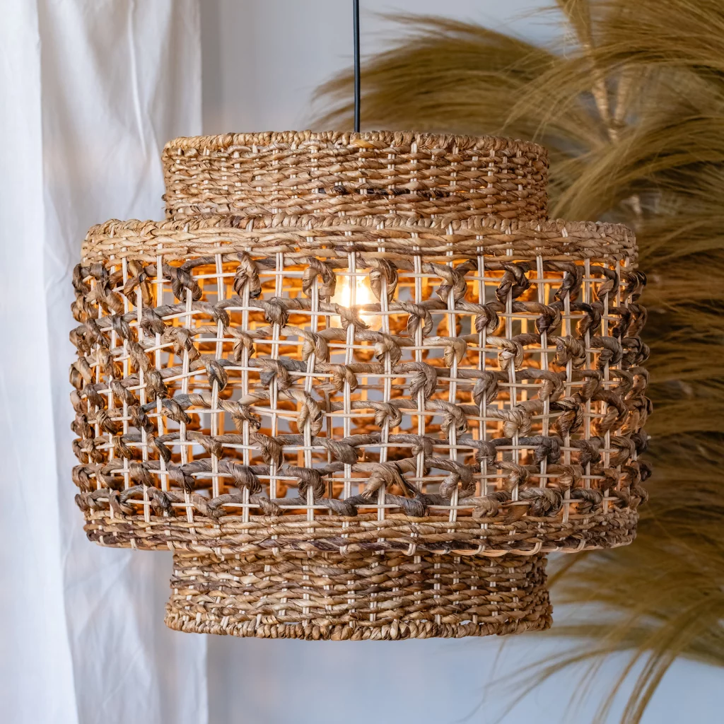 TINA - Suspension en feuilles de bananier