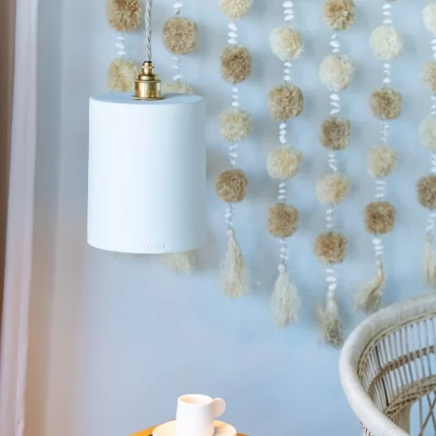 COLETTE - Suspension en terre cuite blanche