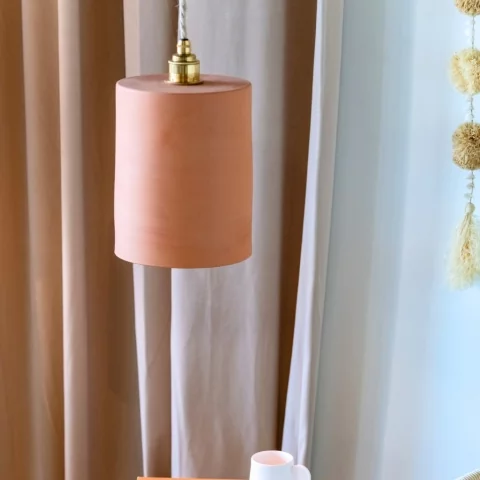 COLETTE - Suspension en terre cuite ocre
