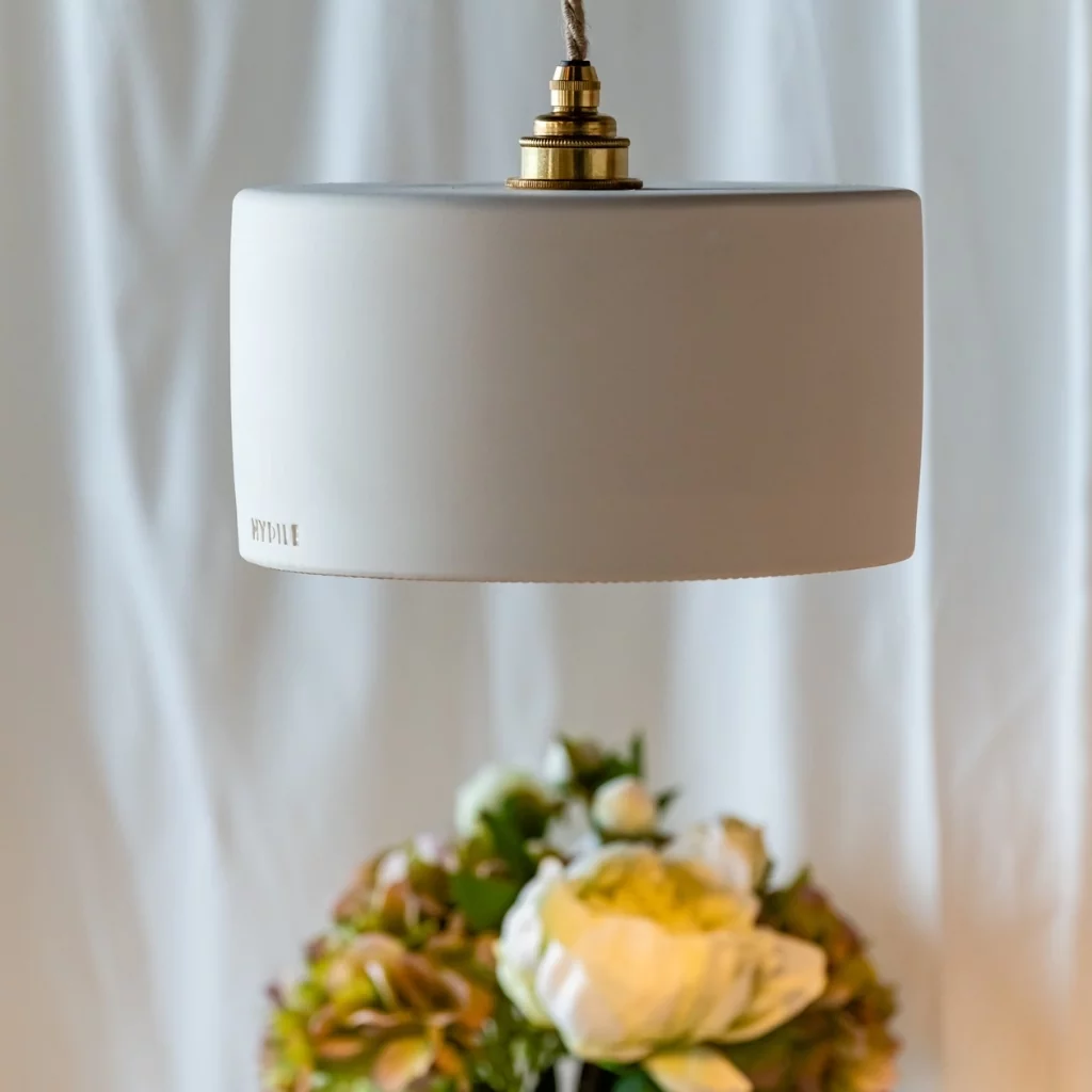 ODILE - Suspension en terre cuite blanche