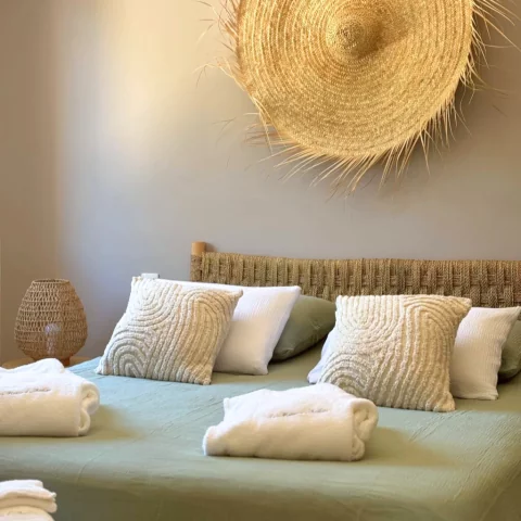 NYNON - Tête de lit bohème en doum et bois d'eucalyptus