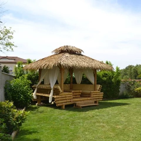Gazebo en bambou -  gazebo bambou - paillote bambou - paillote - pergola - paillote de plage - salon de jardin - Hydile