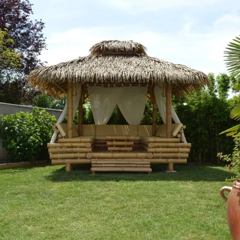 Gazebo en bambou -  gazebo bambou - paillote bambou - paillote - pergola - paillote de plage - salon de jardin - Hydile