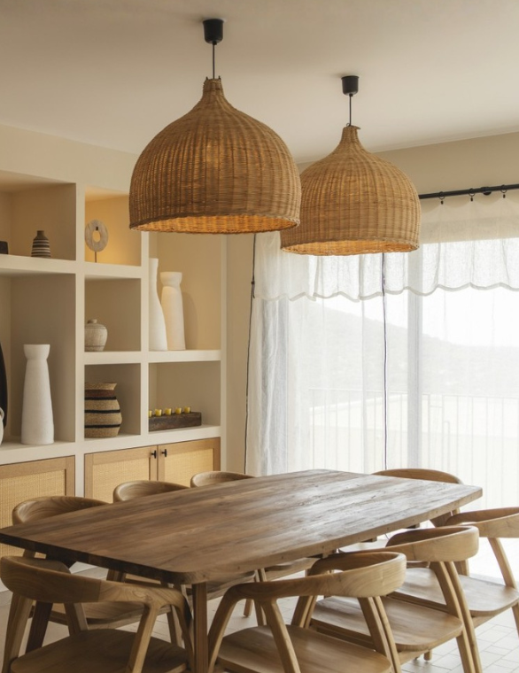 Lot de 2 suspensions au-dessus d'une table