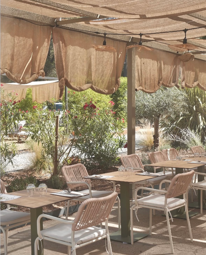 Projet aménagement piscine restaurant Comme Un Dimanche