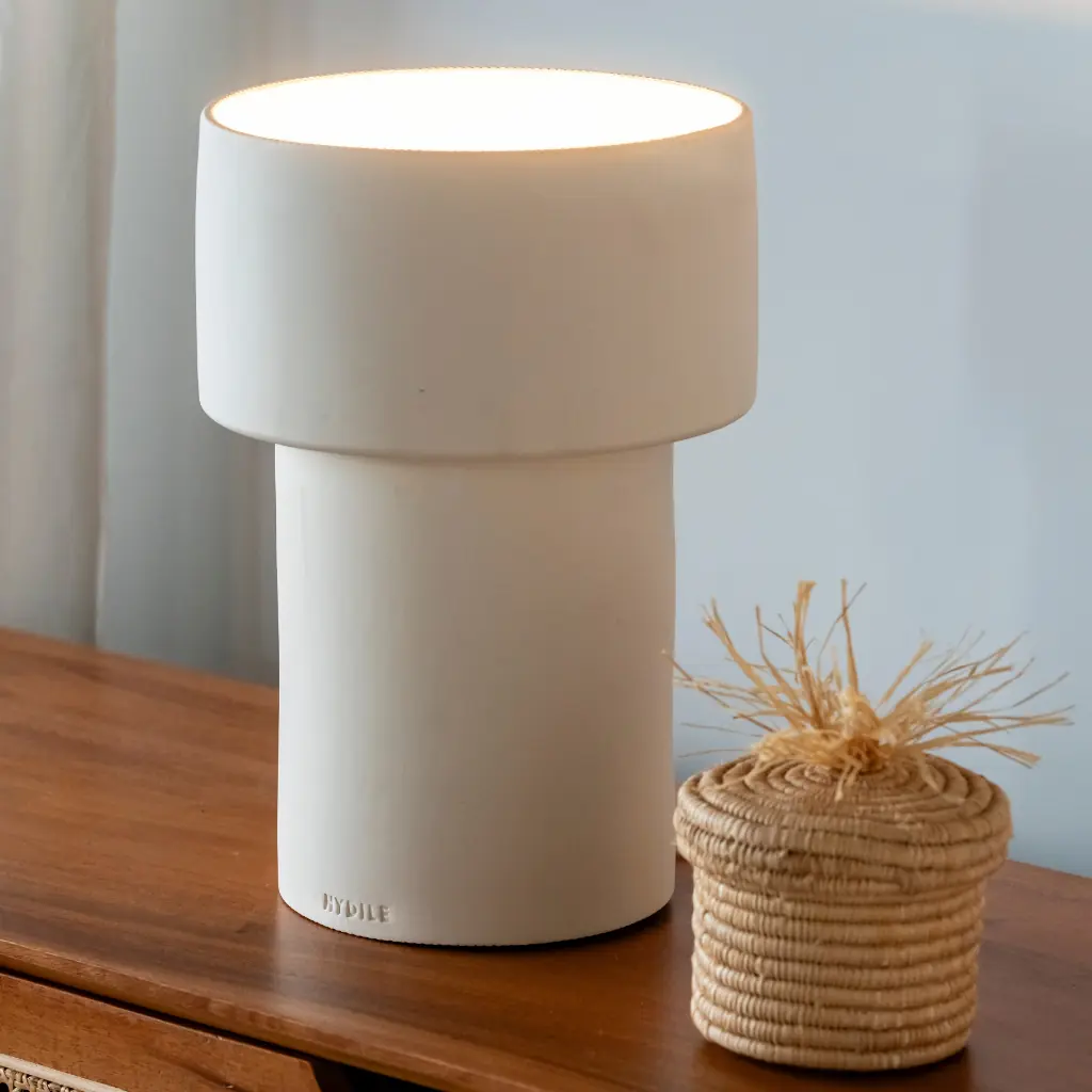 LUA - Lampe à poser en terre cuite blanche D23,50 H35.50cm