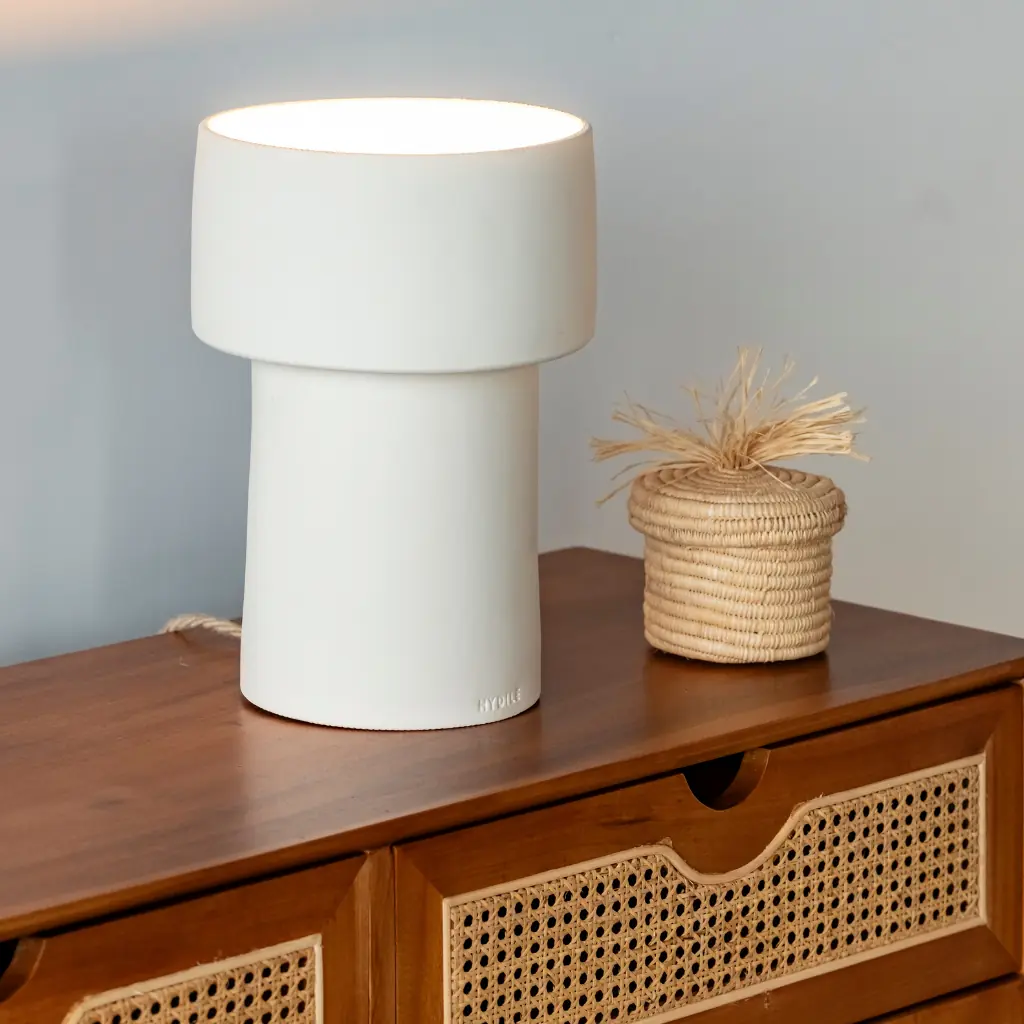 LUA - Lampe à poser en terre cuite blanche D23,50 H35.50cm