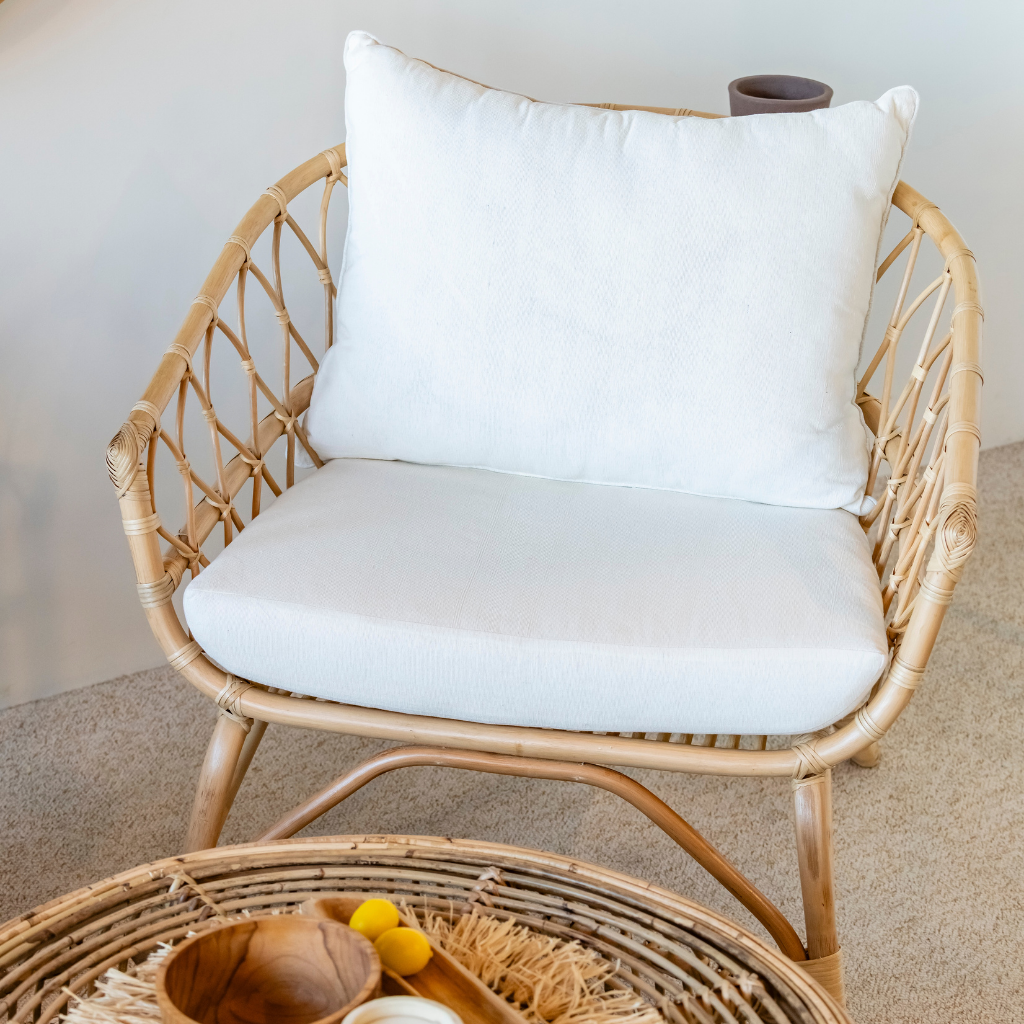 LESKY - Fauteuil en rotin avec coussin  L75cml77cm h80cm