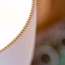 ONDA - Lampe à poser en terre cuite blanche