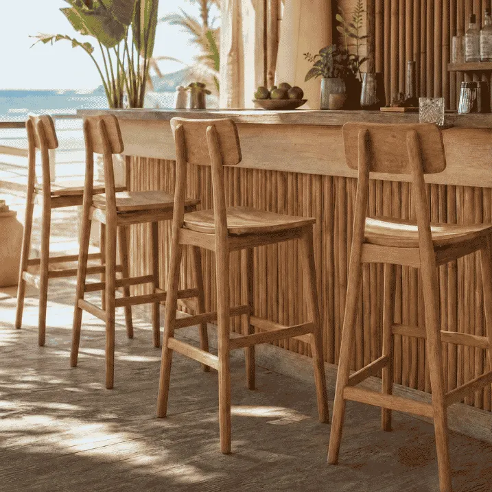 LOUISON- Chaise haute de bar en bois de teck recyclé