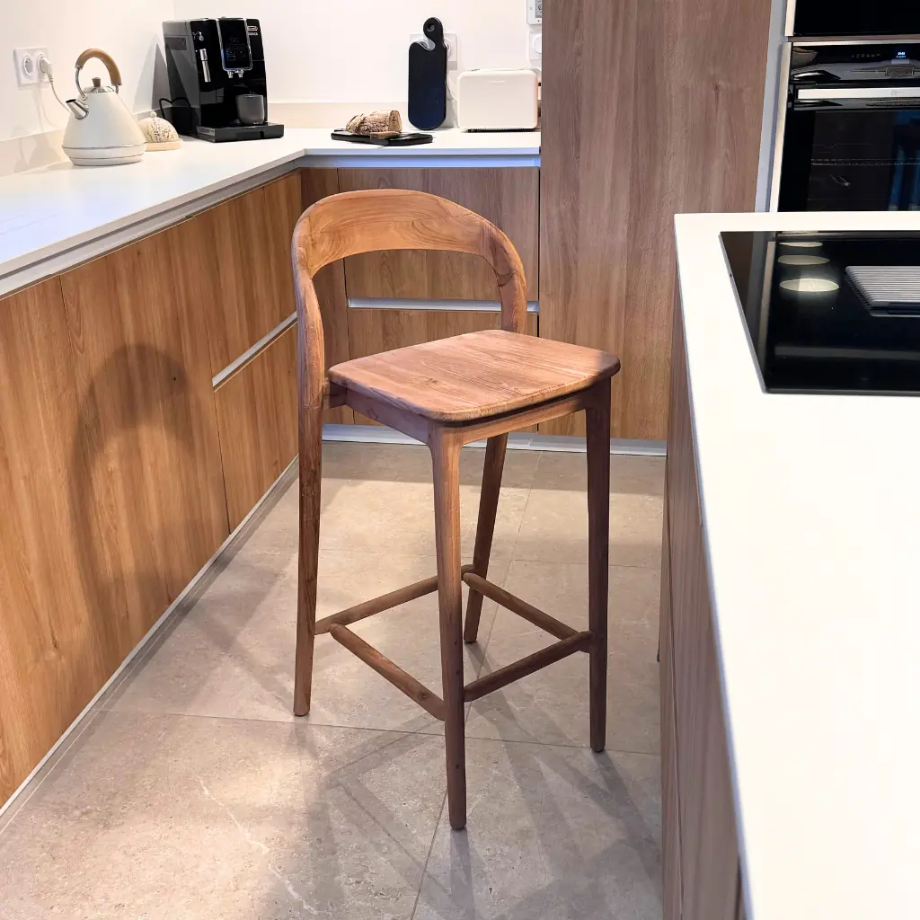 LUCIE - Tabouret de bar en teck recyclé 56x48x102