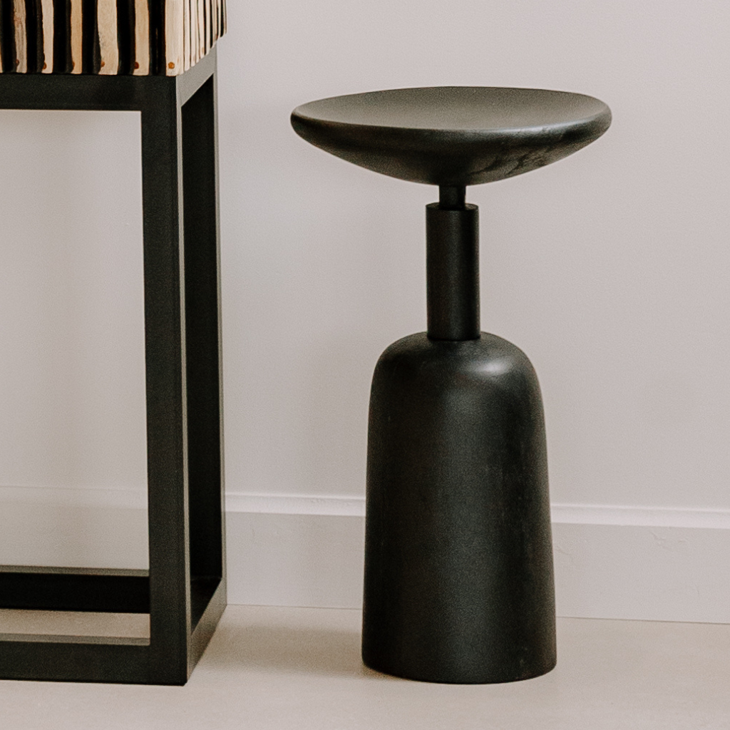 [3760428960306] BLACKY S - Table d'appoint bois de suar noir