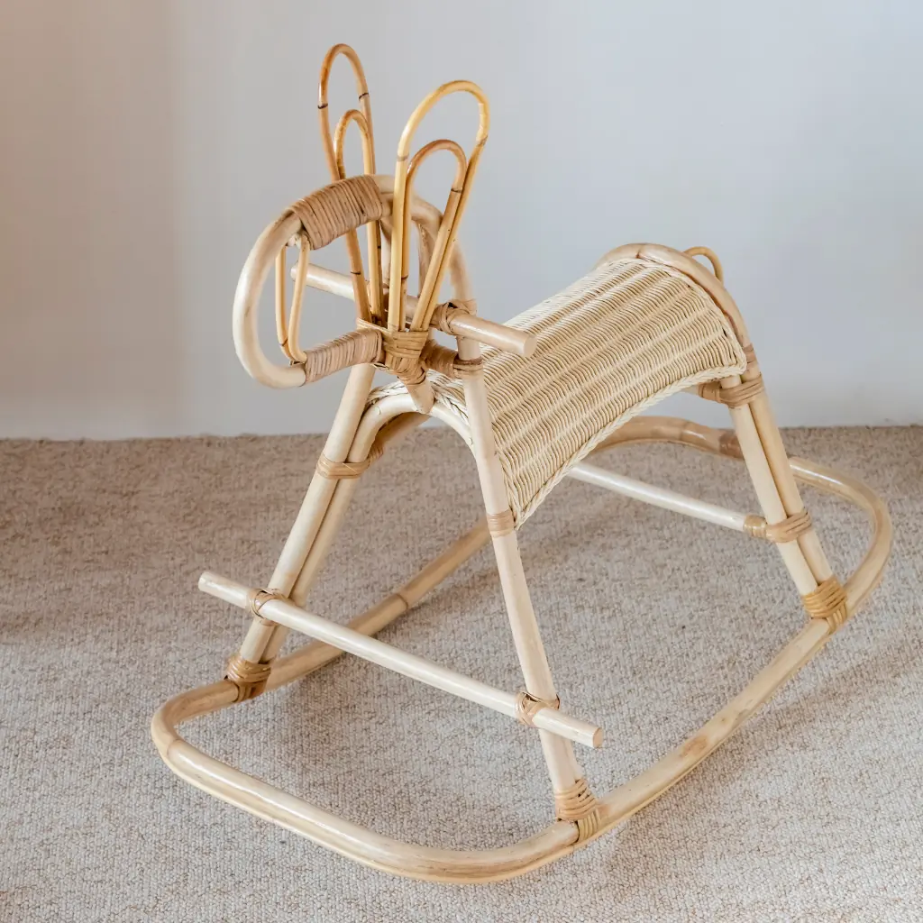 [3760428961457] JIMY - Cheval à bascule en rotin - Objet de décoration