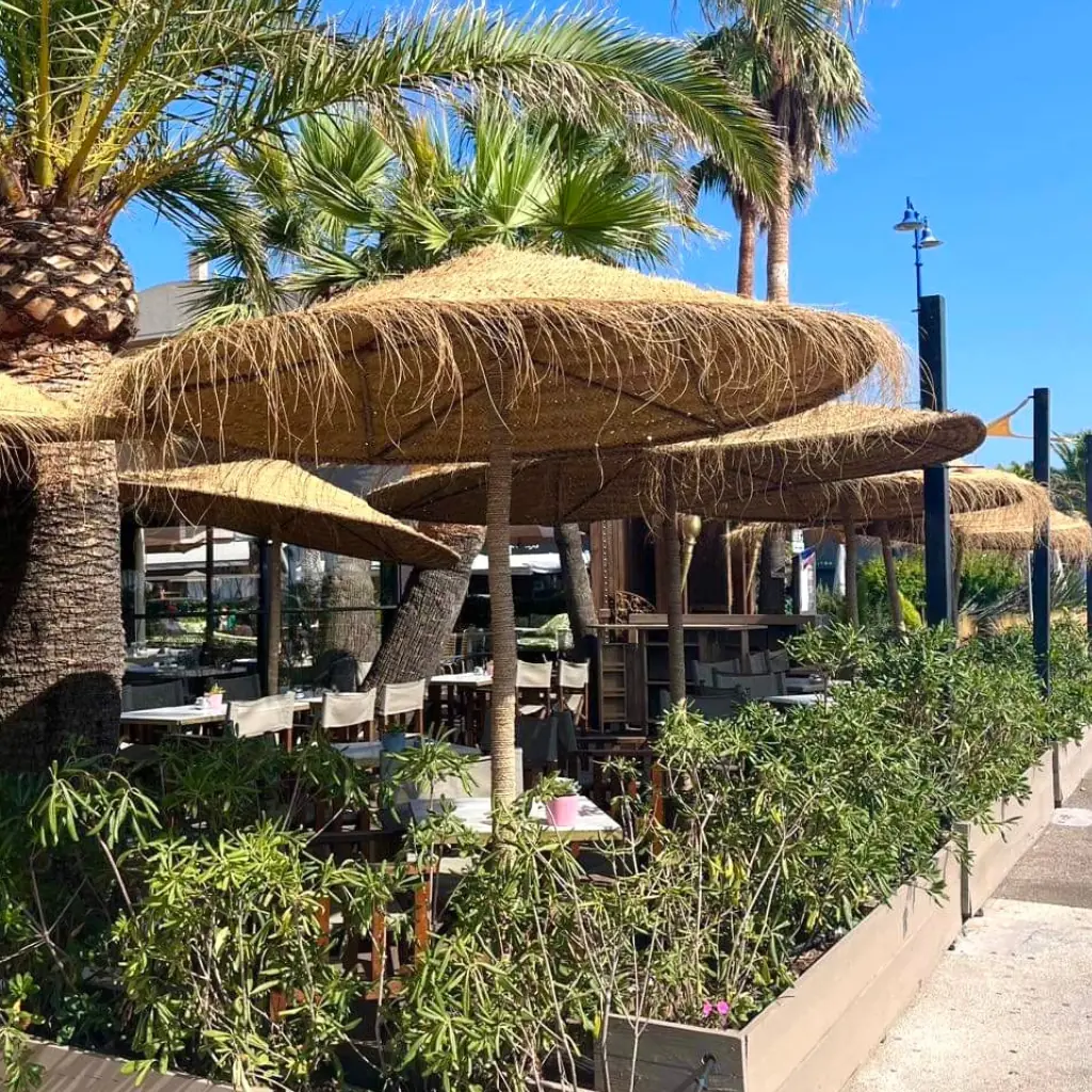 OMBRA - Parasol en doum avec support et pieds métallique